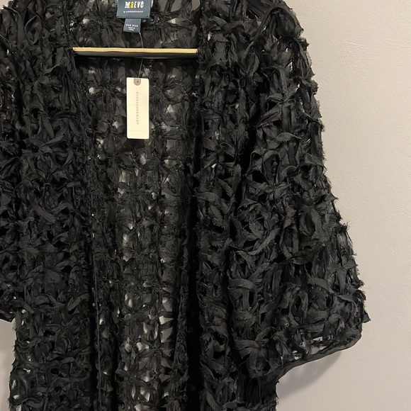 NWTS TEXTURED CUTOUT DUSTER (O/S) - Picture 12 of 14